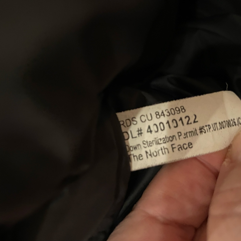 The North Face 1996 Nuptse Women’s 700 Fill Down Jacket - Picture 8 of 9